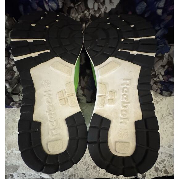 Reebok UL 6000 Classic Solar Green Black/White, Size 8 - Picture 12 of 13